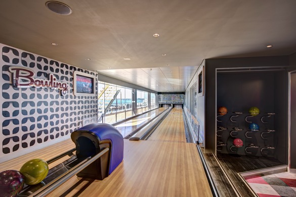 MSC Cruises MSC Meraviglia Bowling.jpg